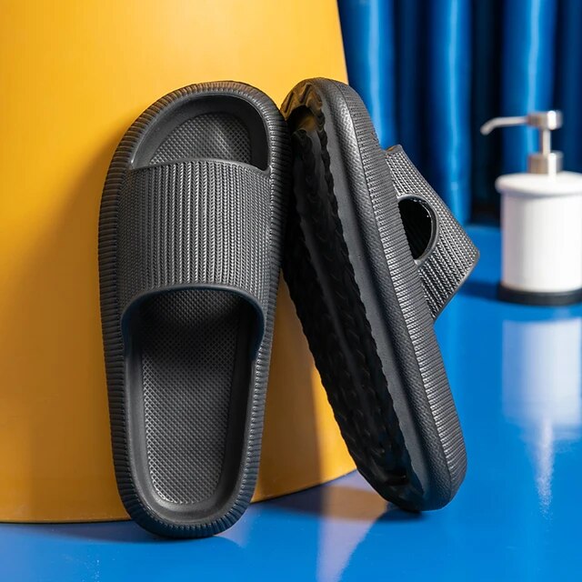 Women's Platform Cloud Slippers - Comfort Sandals