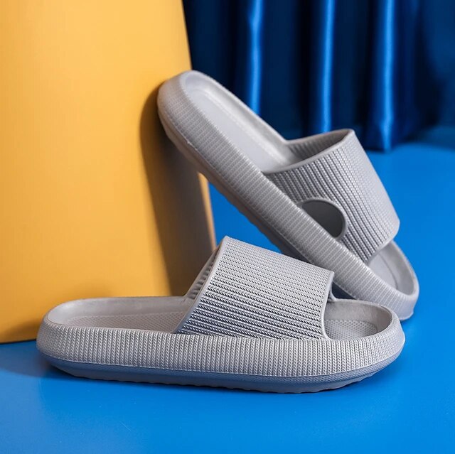 Women's Platform Cloud Slippers - Comfort Sandals