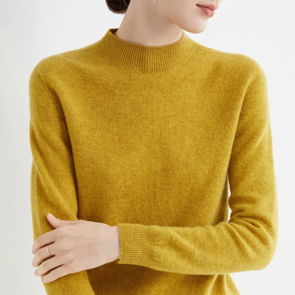 Women's Sweater - Luxurious, Soft Autumn Sweater