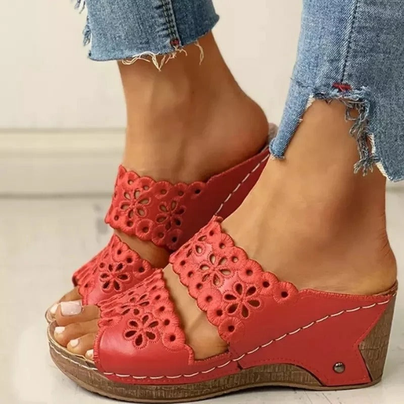 Women's Wedge Sandals with Floral Pattern